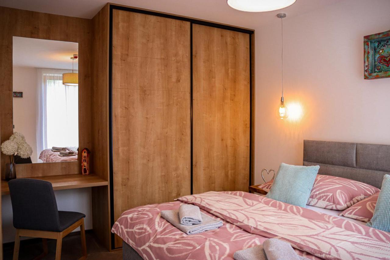 Apartman Nisa - Ovruc Štrbské Pleso Buitenkant foto
