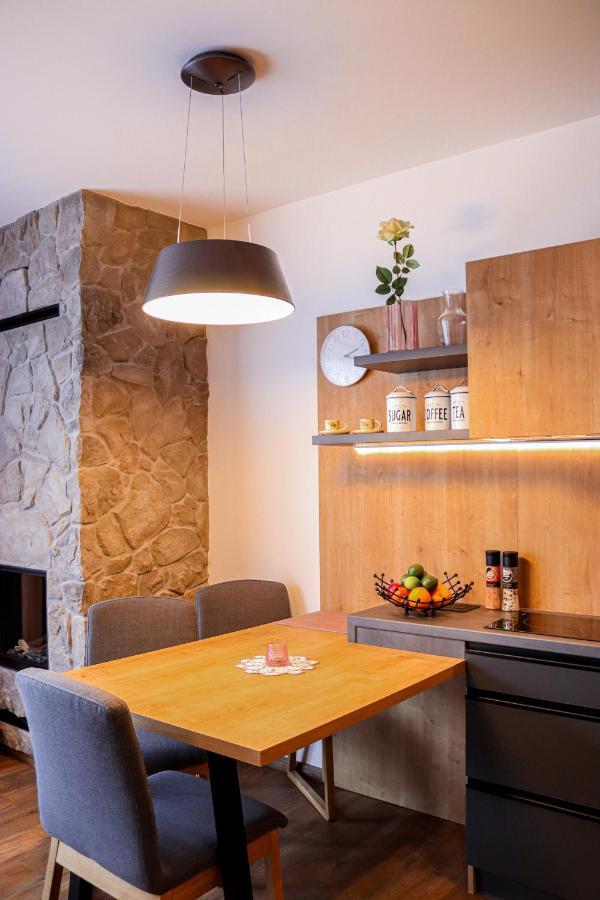 Apartman Nisa - Ovruc Štrbské Pleso Buitenkant foto